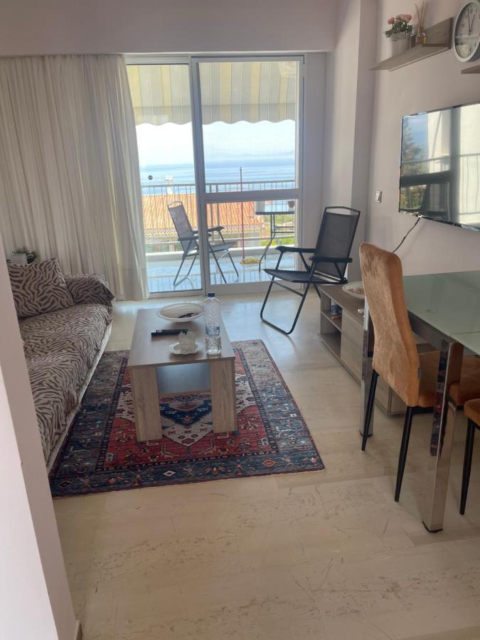 Sunrise Pearl In Attika Riviera Apt And Parking Rafína Eksteriør billede